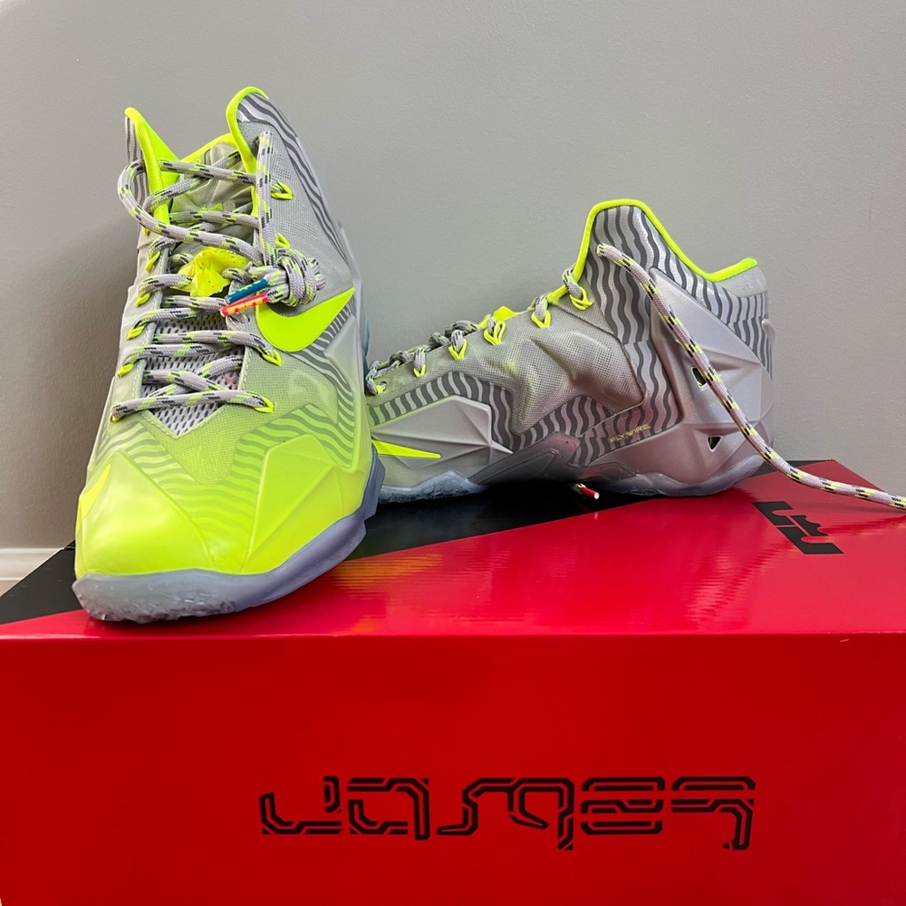 Lebron XI Collection *DEADSTOCK*